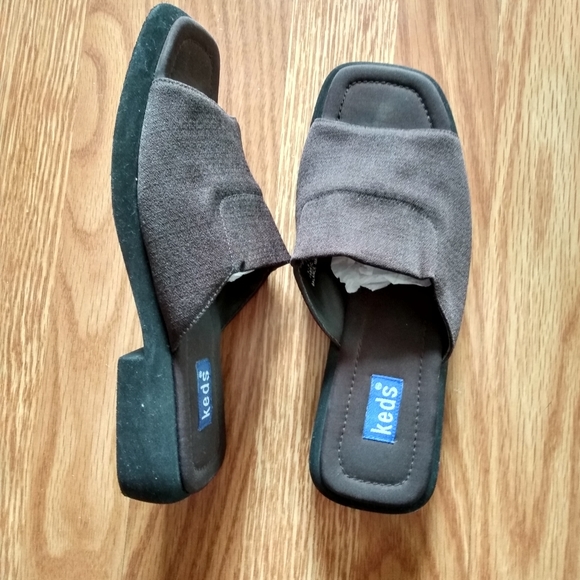 Slides - Picture 2 of 3